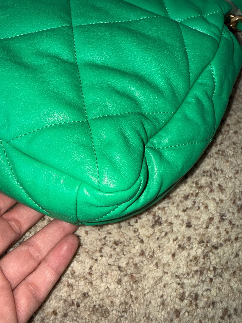 Chanel 19 Green Handbag size Large - Picture 5 of 13